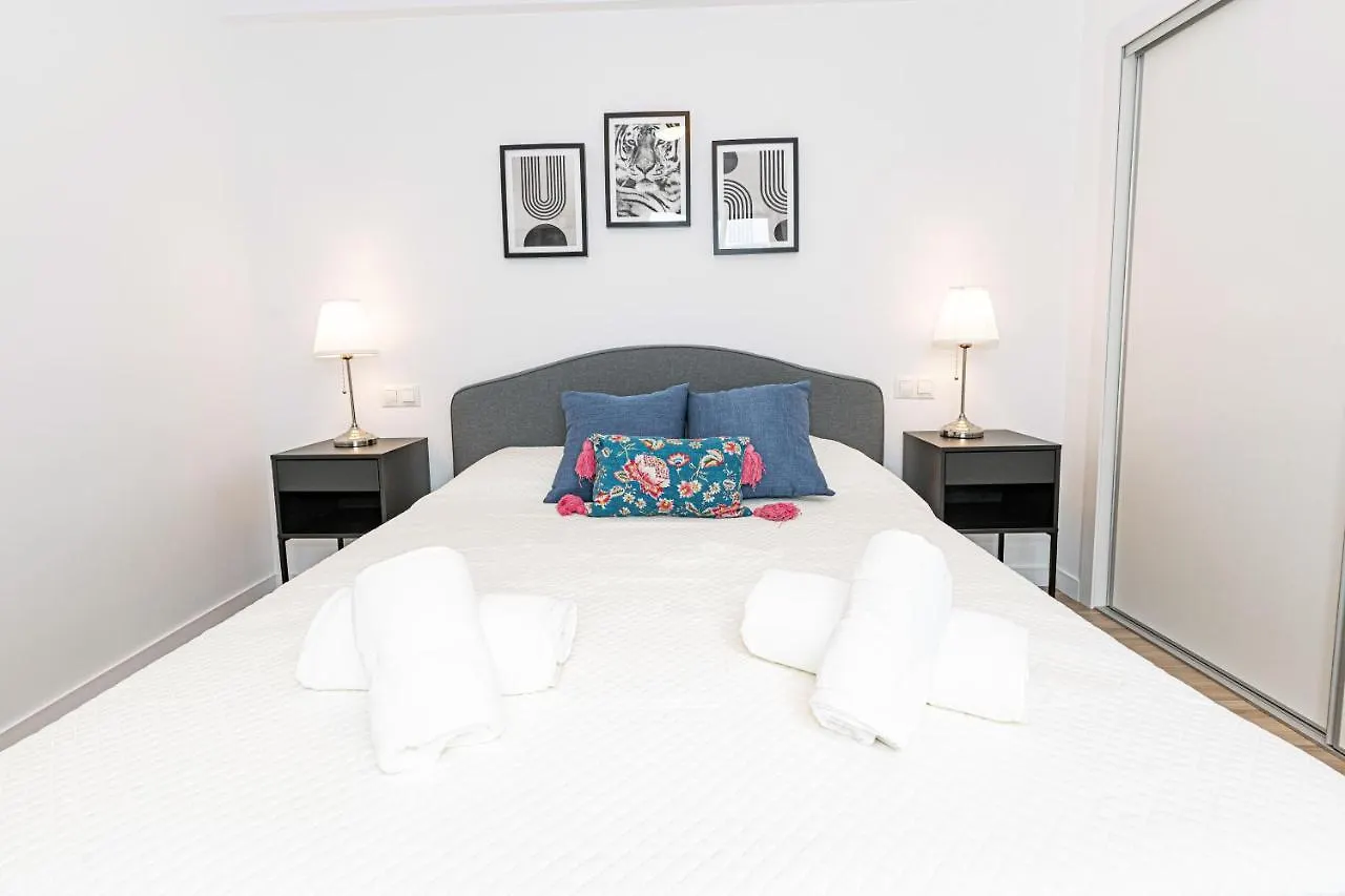 Acogedor Apartamento En Estepona Centro By Rent Me 0*,  España